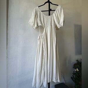 Chic White Long Sleeve Dress